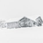 Snødekt hytte